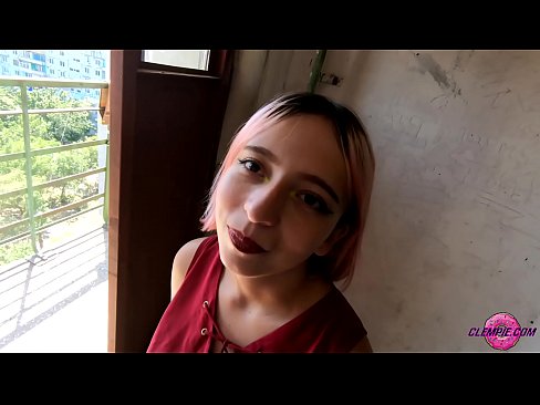 ❤️ Estudante Sensual Chupa um Estranho no Outback - Cum On His Face Pornuts em nós ❌️